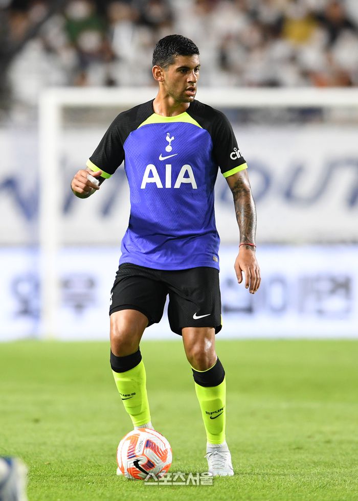 로메로가 지난 2022년 7월16일 수원월드컵경기장에서 열린 쿠팡플레이 시리즈 2차전 세비야와 경기에서 드리블하고 있다. 박진업기자 upandup@sportsseoul.com