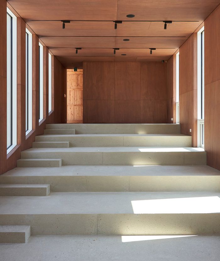 선곡서원의 경신재(鏡新齊). 퇴계선생이 거울 닦듯이 마음을 닦으라고 했다는 의미의 동재(東齋, 시니어 학생들이 묵는 기숙사). 사진 | 메덩골정원