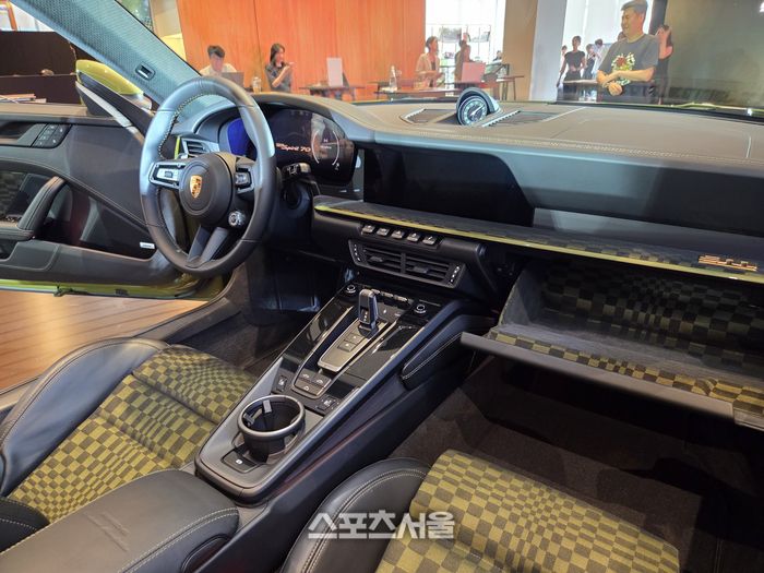 포르쉐 ‘911 스피릿 70’. 청담 | 원성윤 기자 socool@sportsseoul.com