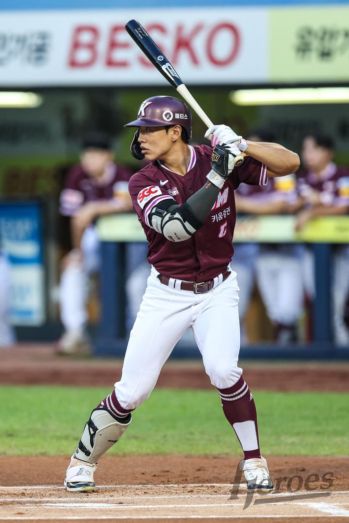 키움 송성문이 22일 대구삼성라이온즈파크에서 열린 2025 KBO리그 키움전에서 타격에 임하고 있다. 사진 | 키움 히어로즈