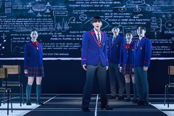 뮤지컬 ‘데스노트’의 네 번째 시즌이 내년 5월10일까지 서울 구로구 디큐브 링크아트센터에서 공연된다. 사진 | 오디컴퍼니㈜