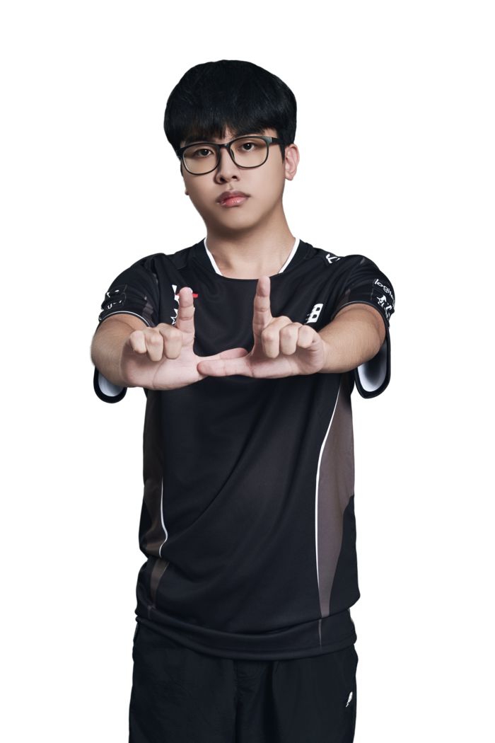 이지환이 15일 서울 마포구 상암SOOP콜로세움에서 열린 2025 FSL 서머 3·4위전에서 ‘류크’ 윤창근을 3-0으로 이겼다. 사진 | 넥슨