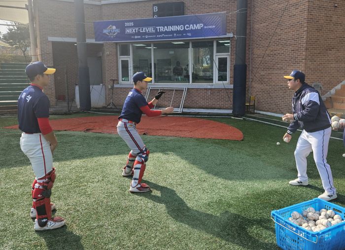 KBO가 주최하는 2025 Next-Level Training Camp가 지난 3일부터 17일까지 15일간 진행된 고등학교 1학년 전국권 캠프를 끝으로 충청북도 보은군에서 성황리에 종료됐다. 사진 | KBO