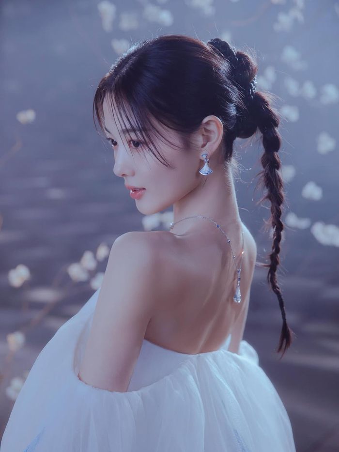 사진ㅣ김유정 SNS