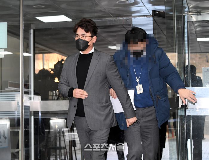 KIA 장정석 전 단장이 30일 구속영장 실질심사를 위해 서울 서초구 서울중앙지방법원에 출석하고 있다. 사진 | 최승섭 기자 thunder@sportsseoul.com