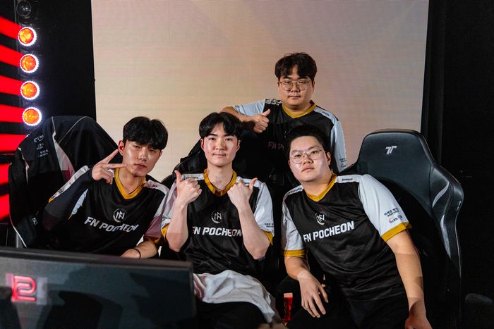 PGC 2025 출전 중인 FN포천 선수들이 포즈를 취하고 있다. 사진 | 크래프톤