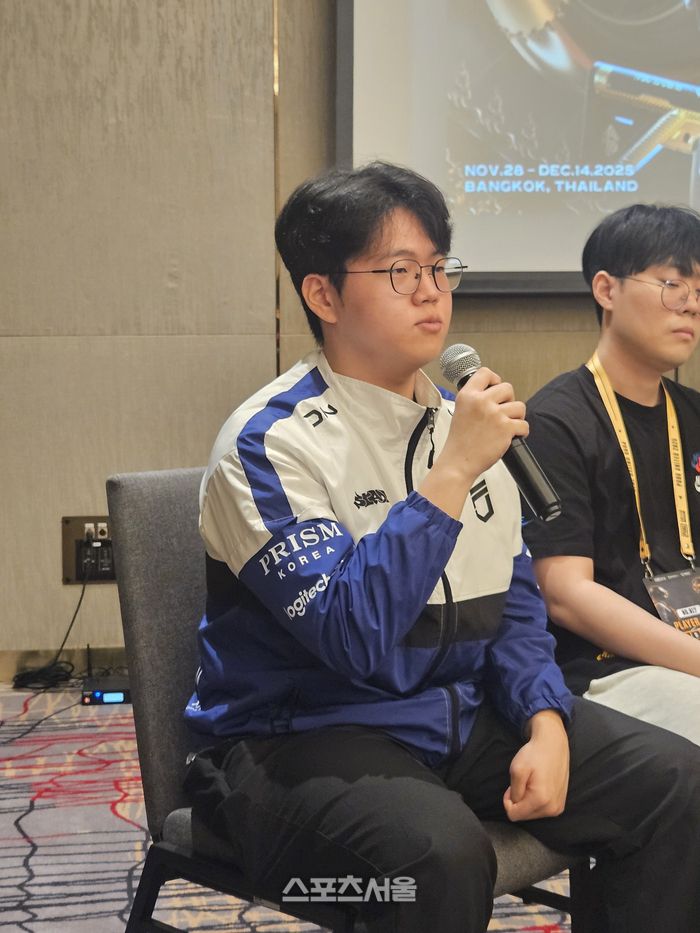 ‘살루트’ 우제현이 11일(한국 시간) 태국 방콕 차트리움 그랜드 방콕에서 열린 PGC 2025 프레스데이에서 각오를 밝히고 있다. 방콕 | 강윤식 기자 skywalker@sportsseoul.com