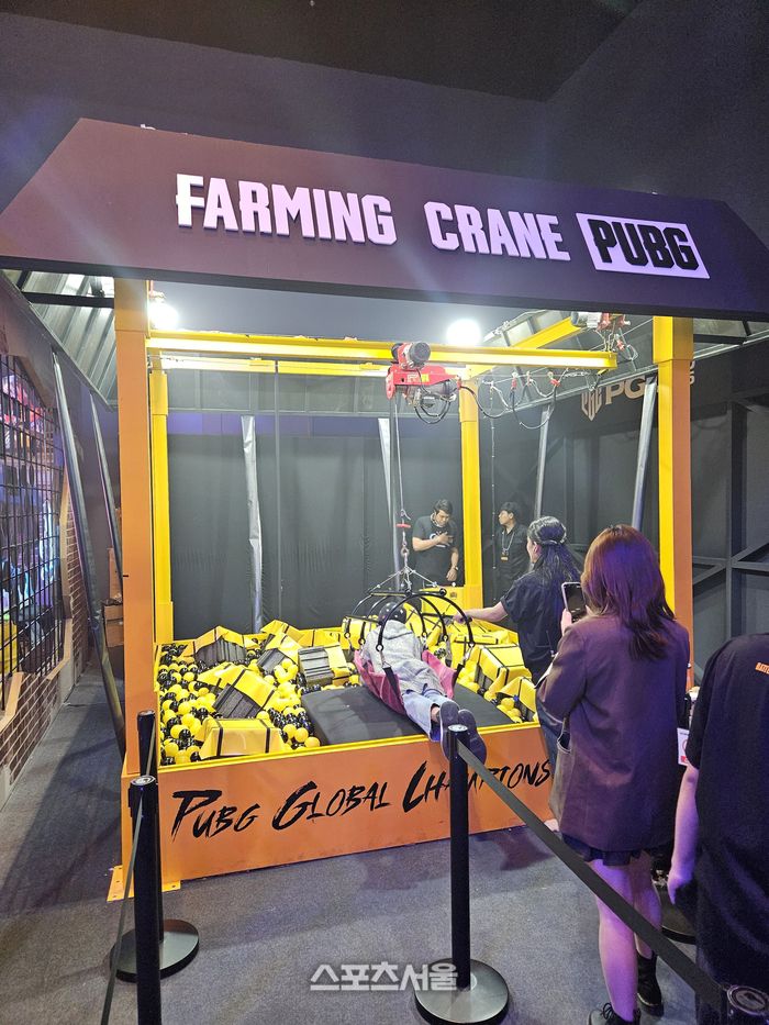 펍지 유나이티드 현장을 찾은 관람객이 팬존에 마련된 팝업을 즐기고 있다. 방콕 | 강윤식 기자 skywalker@sportsseoul.com