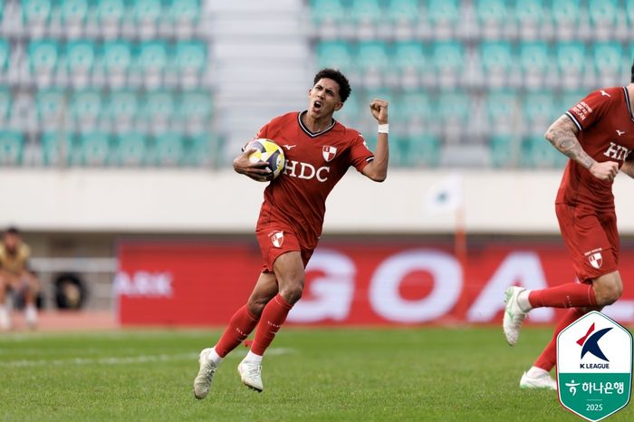 부산 아이파크에서 뛰던 공격수 페신.제공 | 한국프로축구연맹