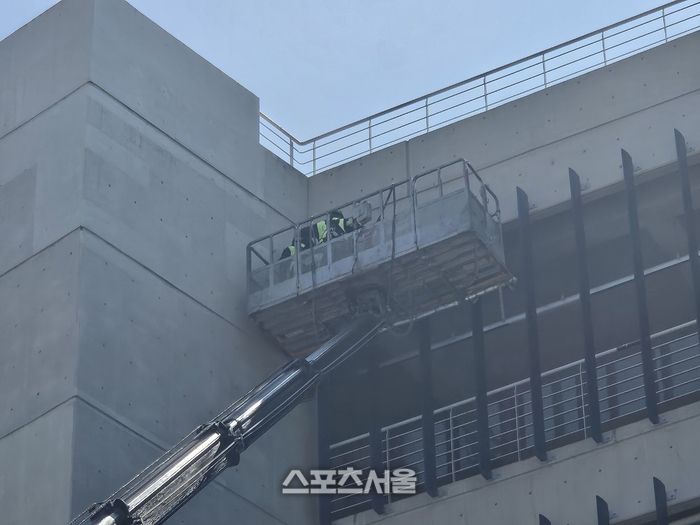 창원NC파크에서 안전점검을 진행하고 있다. 사진 | 김동영 기자 raining99@sportsseoul.com