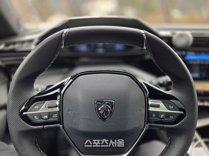 푸조 308 GT 스마트 하이브리드. 양평·안면도 | socool@sportsseoul.com