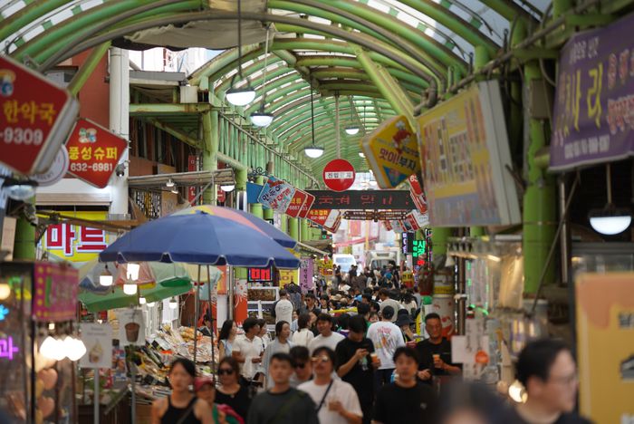 속초관광수산시장 전경.  사진|속초시청