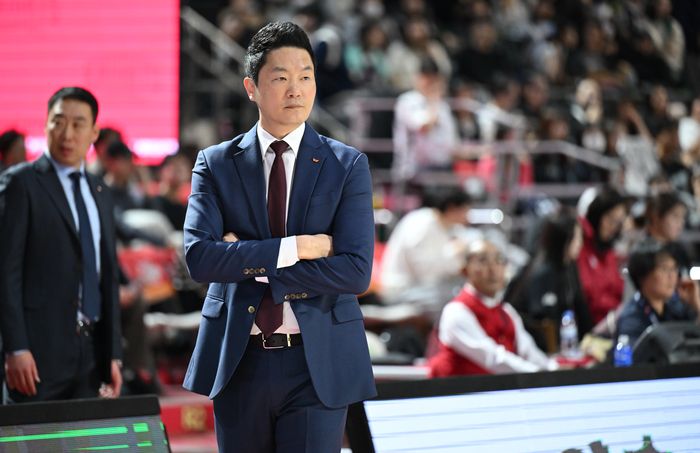 서울 SK 전희철 감독. 사진 | KBL