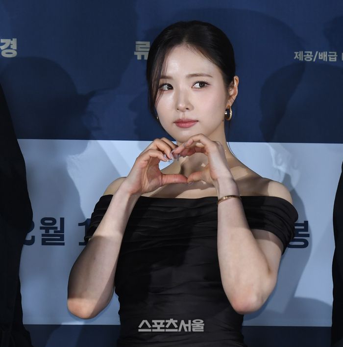 신세경이 12일 서울 성동구 롯데시네마 건대입구에서 열린 영화 ‘휴민트’ 제작보고회에서 포즈를 취하고 있다. 최승섭기자 thunder@sportsseoul.com