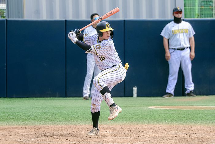 고교 시절 타격에 임하는 추세현의 모습. 사진 | 경기상고