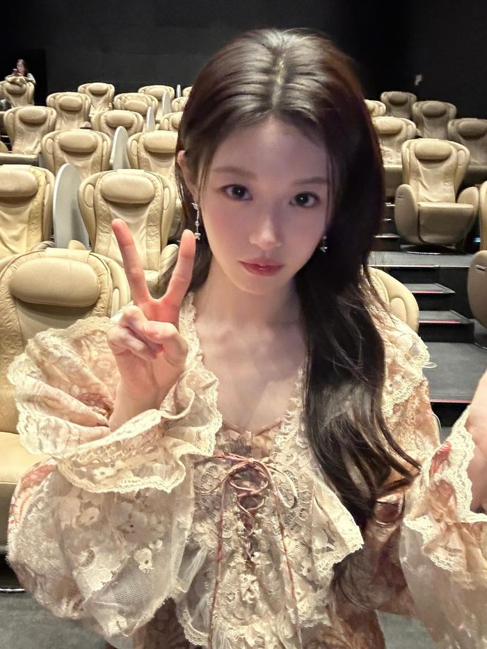 사진 | 고윤정 SNS