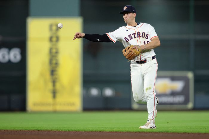 한국계 메이저리거 셰이 위트컴이 송구를 하는 모습. 사진 | AFP연합뉴스