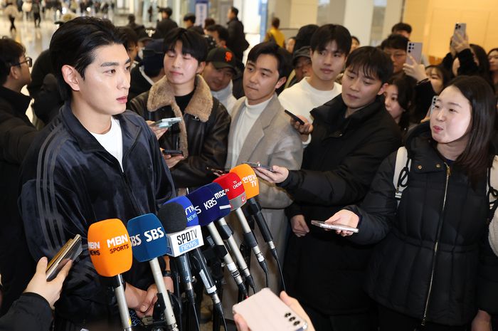 미국 프로야구 메이저리그(MLB) 샌프란시스코 자이언츠 이정후가 21일 인천국제공항 제2터미널에서 출국 전 인터뷰를 하고 있다. 사진 | 연합뉴스