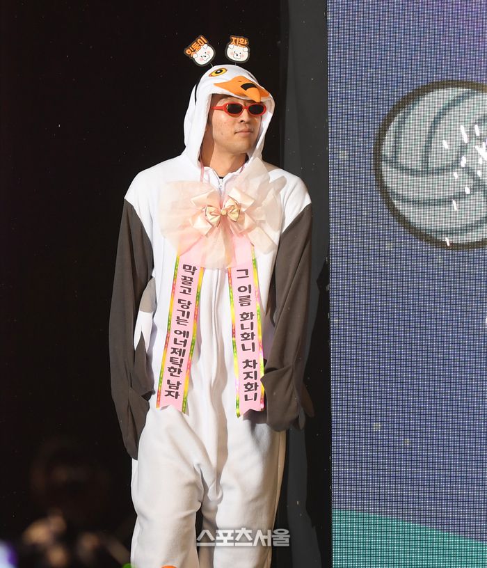 차지환이 25일 춘천 호반체육관에서 열린 2025-2026 V-리그 올스타전 입장을 하고 있다. 2026. 1. 25.춘천 | 최승섭기자 thunder@sportsseoul.com