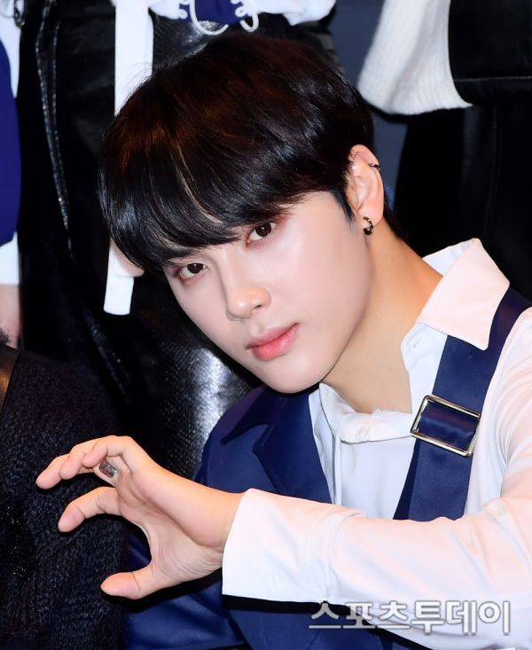 더보이즈 전 멤버 주학년 / 사진=DB